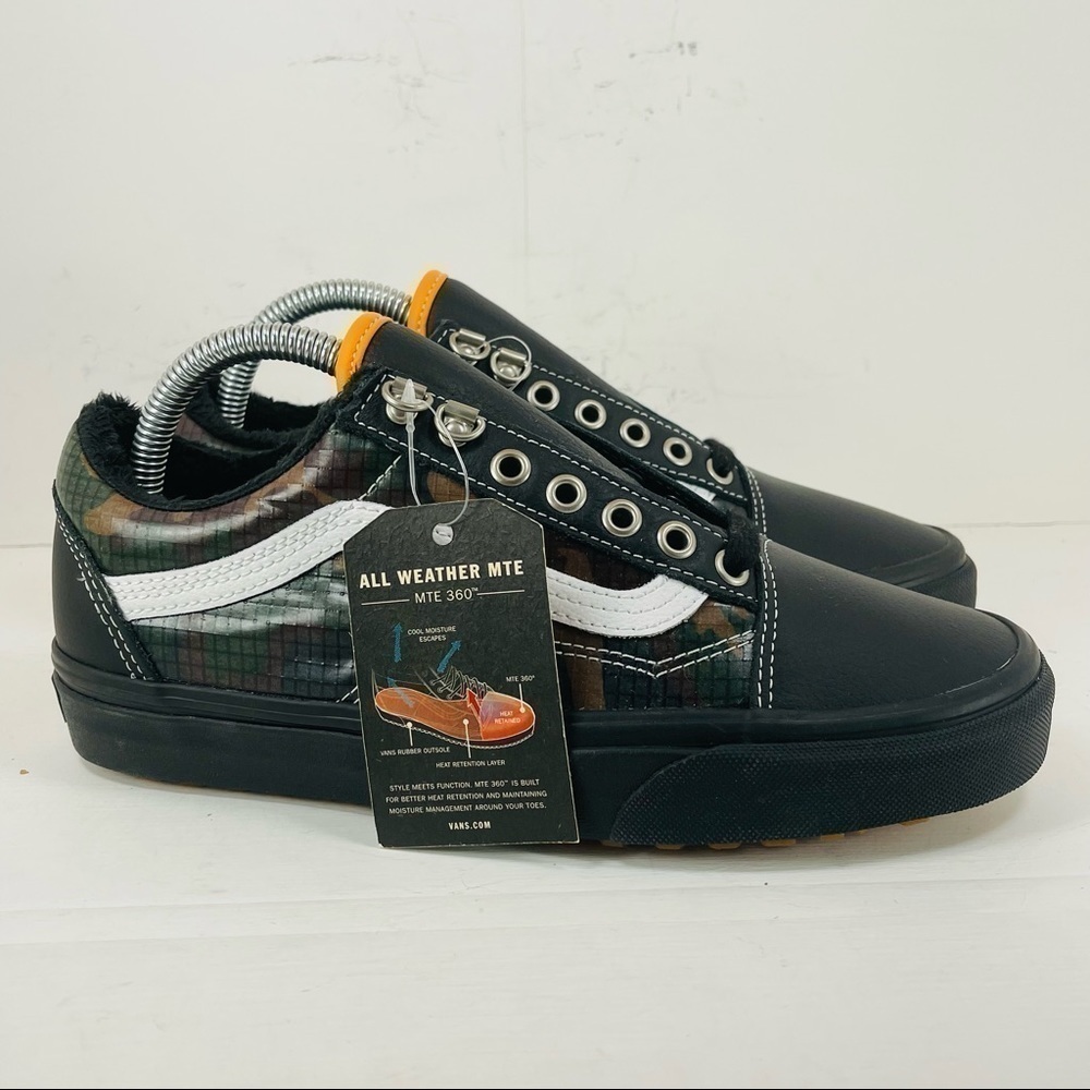 Vans Old Skool All Weather MTE Black/Camo Low Top Shoe Size 8.5 Women